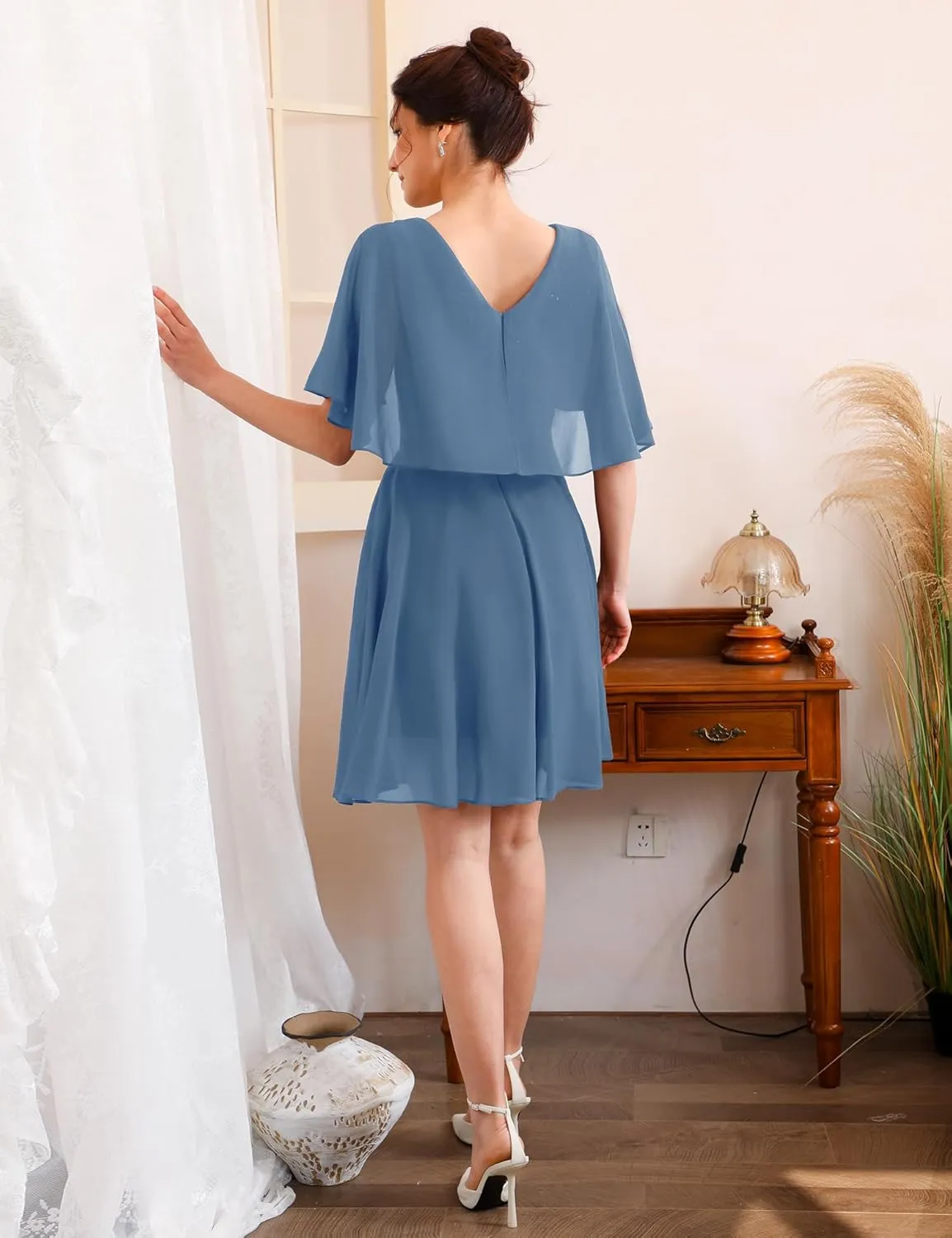 Dressystar Sequin Women Dresses Knee Length Dress Mother of The Bride Wedding Guest V-Neck Evening Formal Cocktail Gowns