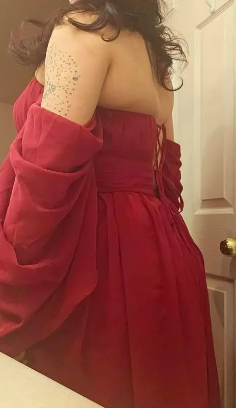 Off Shoulder Bridesmaid Dresses Chiffon A Line Formal Dress for Wedding Long Slit Wedding Guest Dress with Pockets