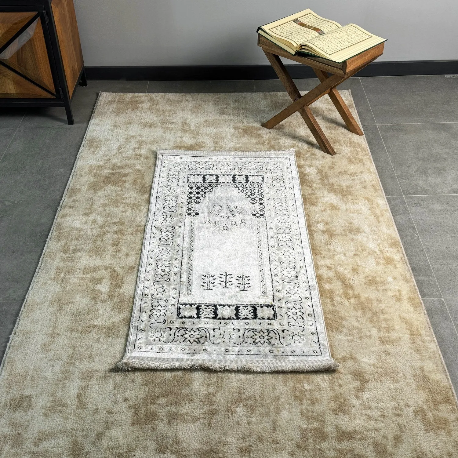 Prayer Rug and Prayer Beads Set - Muslim Gift (Cream)