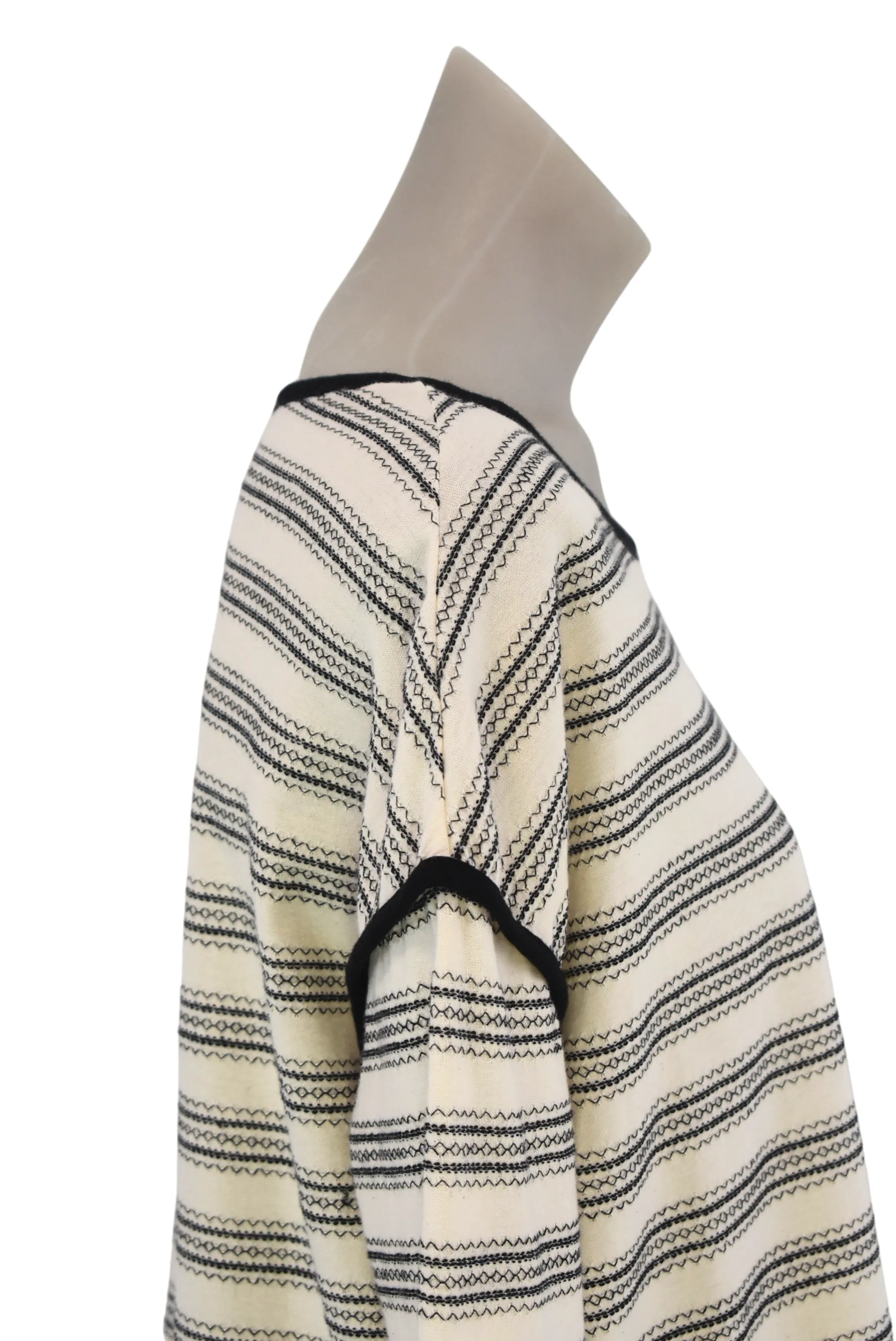 Roxy jumper new with tags, L