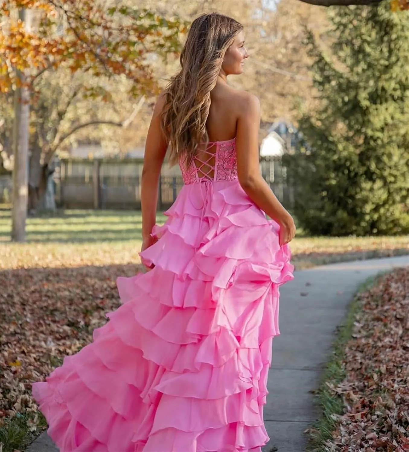 Strapless Lace Applique Prom Dresses 2024 Long Tiered Ruffle Chiffon Corset Formal Evening Party Dress with Slit