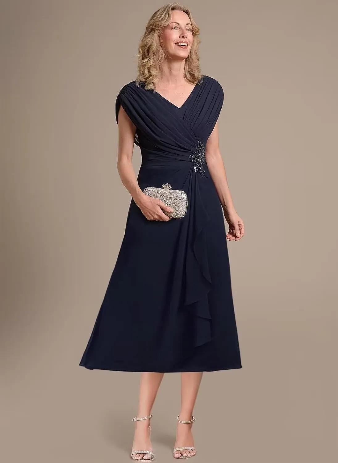 Women's Cap Sleeves Mother of The Bride Dress for Wedding A Line Chiffon Pleated Formal Evening Dresses 2025