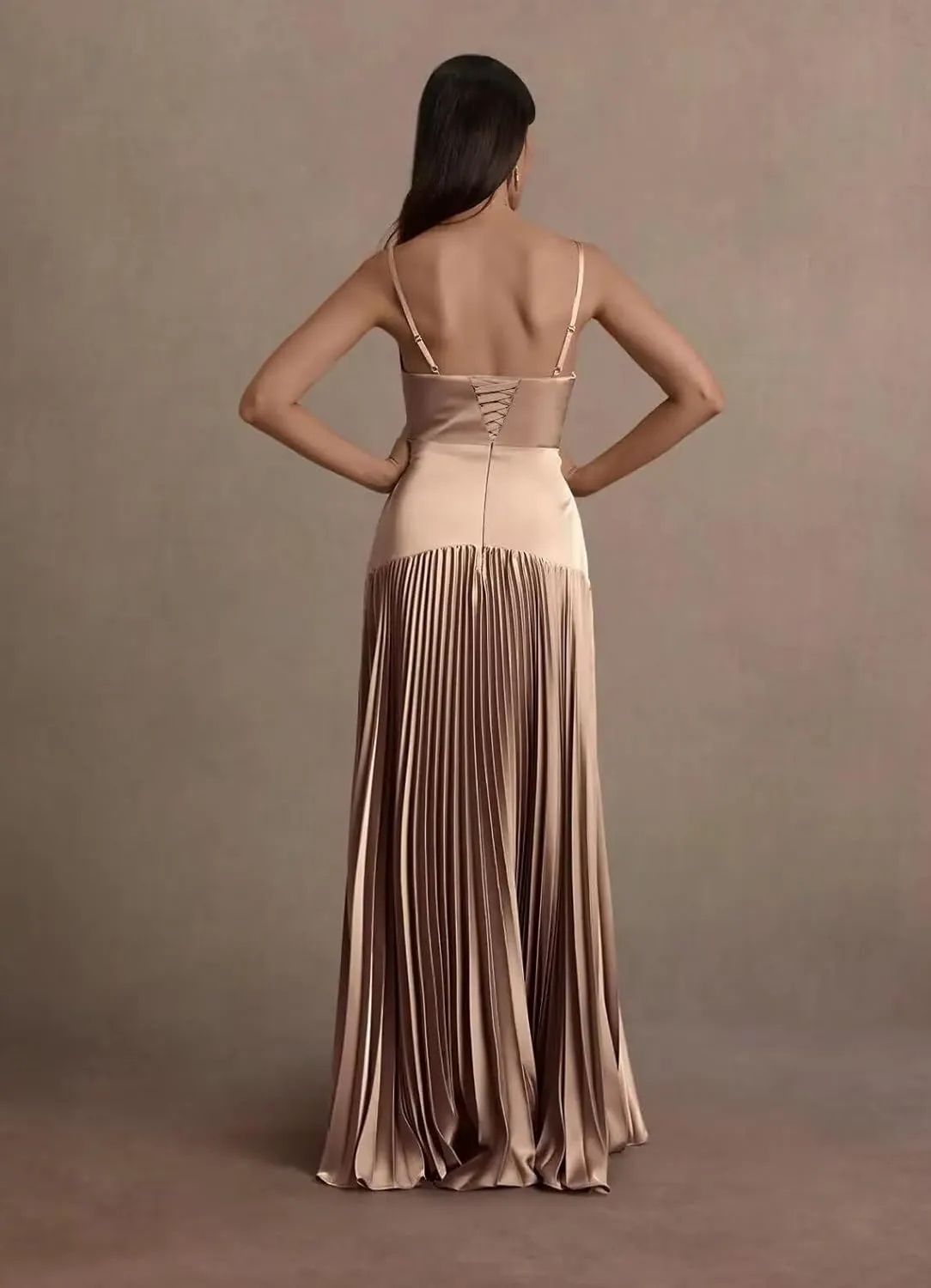 Women's Straps Bridesmaid Dresses Sleeveless Corset Satin Pleated Formal Dress 2025 LN111