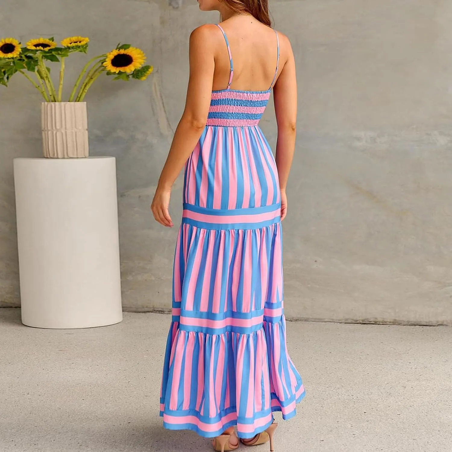 Womens Striped Maxi Dress Summer Fashion Slim Strap Sleeveless Cutout Long Dress Flowy Swing Beach Sundress 2025